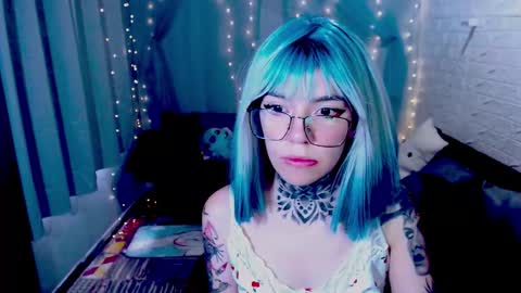 LANNIE   online show from March 20, 5:18 pm