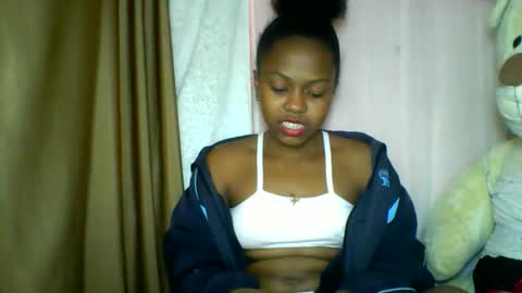 lara_belle online show from May 17, 11:41 am