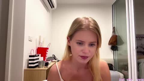 Stella online show from February 20, 10:06 am