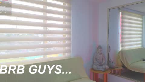 Lara  online show from March 4, 3:15 pm