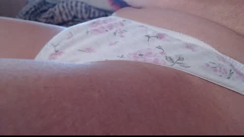 laralhotr online show from January 14, 7:59 am