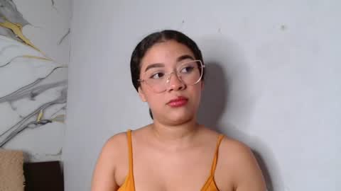 laralmanza online show from June 16, 7:29 pm
