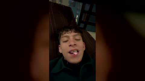 largo33029 online show from January 11, 4:07 am