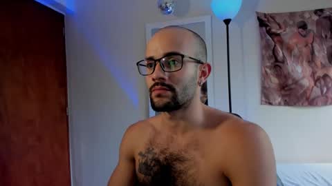 larry_stewart online show from March 29, 5:36 pm