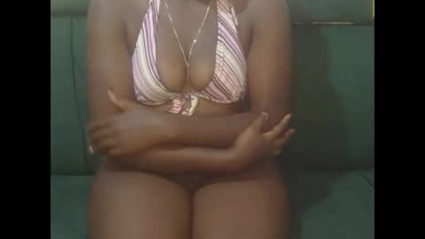 larvy12 online show from February 23, 7:21 am