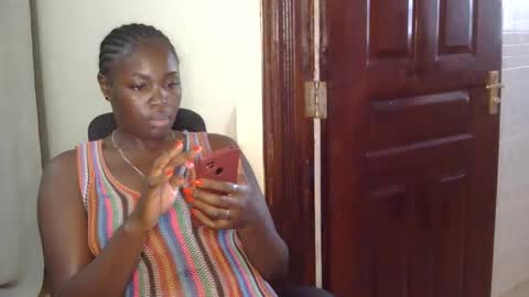 larvy12 online show from December 15, 12:34 pm