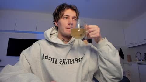 Snapshot of lastnight4you chatting on February 5, 6:13 am acie online show from February 5, 6:13 am