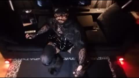 latex__buddy online show from May 20, 6:58 pm