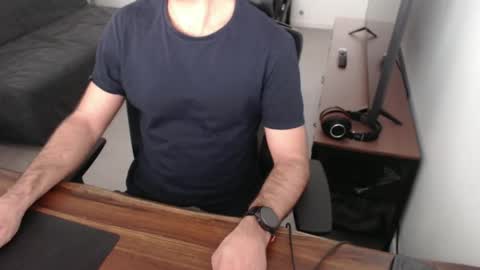 Snapshot of latexdave84 chatting on October 27, 6:13 am latexdave84 online show from October 27, 6:13 am