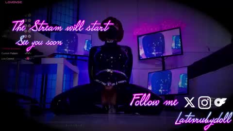 Snapshot of latexrubydoll chatting on October 27, 2:55 am Latex Ruby online show from October 27, 2:55 am