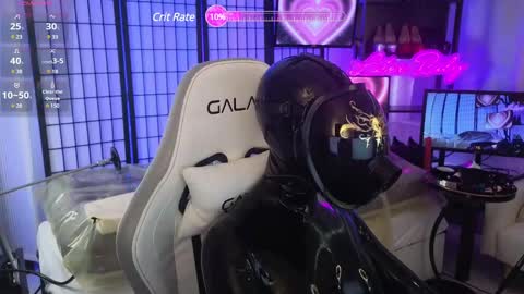 Snapshot of latexrubydoll chatting on December 14, 7:29 am Latex Ruby online show from December 14, 7:29 am