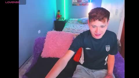 latin_boysxxx_ online show from February 25, 7:50 pm