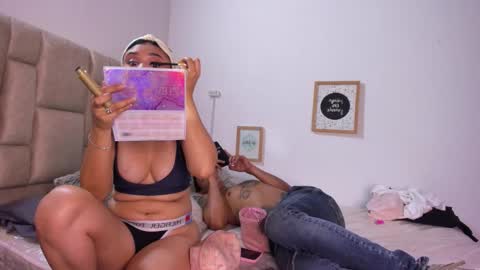 Johana y Santiago online show from January 18, 9:24 pm