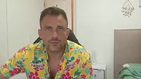 LatinBlueBoy online show from September 29, 3:33 pm