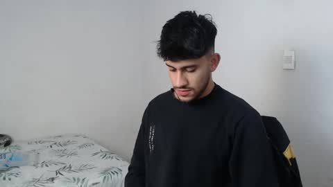 camilo online show from March 6, 7:03 am