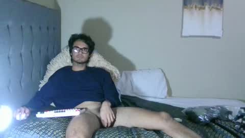 latinincognito online show from January 16, 7:50 am