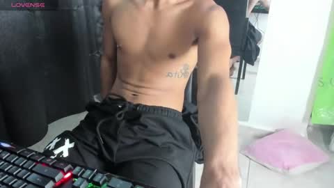 latinking_master online show from October 27, 3:50 am