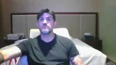 latinmaduro33 online show from July 9, 4:44 pm