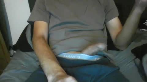 latinman7945 online show from July 15, 7:13 am