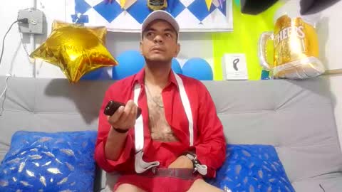 latinmartin254 online show from September 28, 3:10 pm