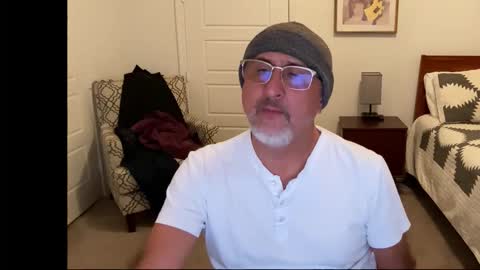 QS - INDEPENDENT MODEL online show from January 16, 5:38 am