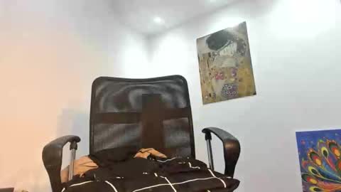 latinosediento online show from March 13, 1:09 am