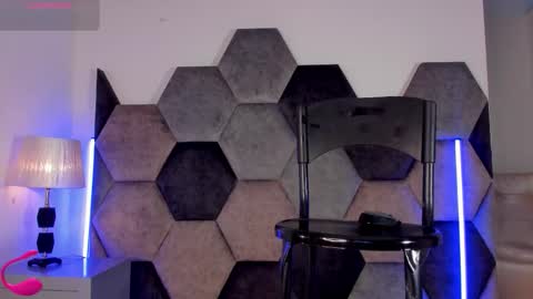 LEANDRO online show from February 24, 6:38 am