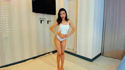 Lauma online show from February 21, 6:27 am