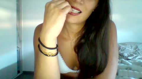Laura online show from July 2, 6:02 pm