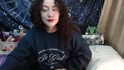  Wen  online show from February 11, 11:33 pm