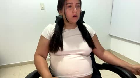 laura online show from October 17, 12:25 am