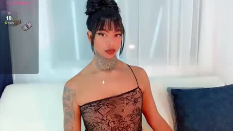 Laura online show from March 17, 4:28 am