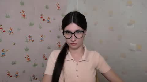 Laura online show from January 18, 10:24 am