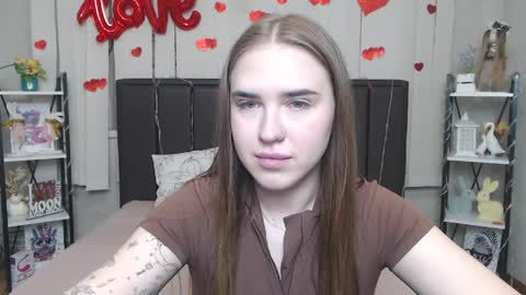 LauraHlot online show from April 2, 6:04 pm