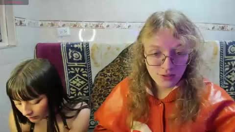 Laures666 online show from June 23, 12:44 pm