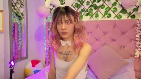 Lauren evans9 online show from October 28, 3:51 am