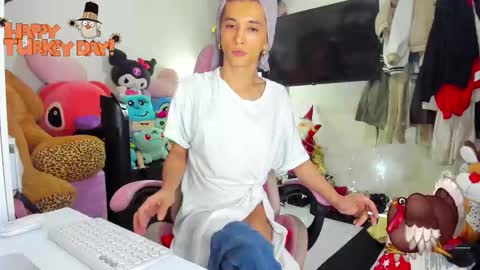 SF online show from November 25, 7:23 pm