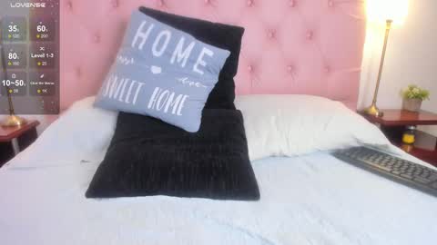 laurenn_smitth online show from February 26, 5:00 pm