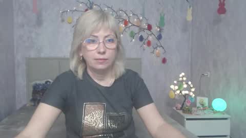 Lauren online show from March 31, 5:41 am