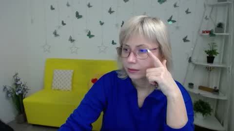 Lauren online show from February 27, 12:09 pm