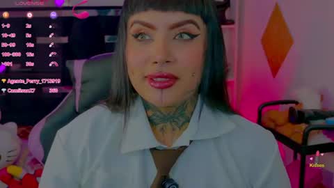 lauri online show from June 28, 11:56 pm