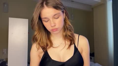 Bella online show from March 1, 7:12 am