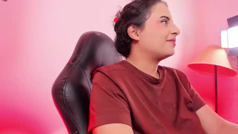  LaurynJeffers  online show from December 2, 10:08 pm