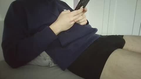 laveudos online show from February 7, 9:45 am