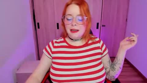 laylaah online show from November 13, 11:29 pm