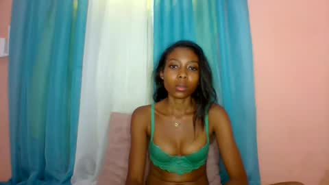 layannek online show from July 25, 6:22 am