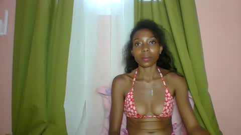 layannek online show from March 17, 5:45 am