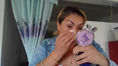 layla_astrum online show from November 6, 7:06 pm