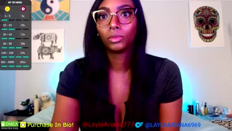 LaylaAriana online show from April 3, 2:40 am