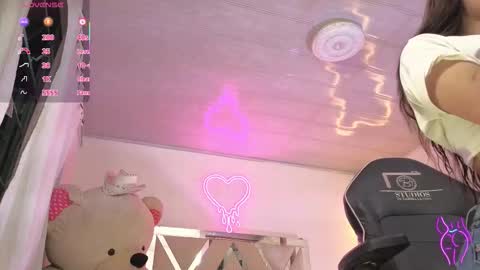 laylafoxy_tay online show from January 8, 3:23 am